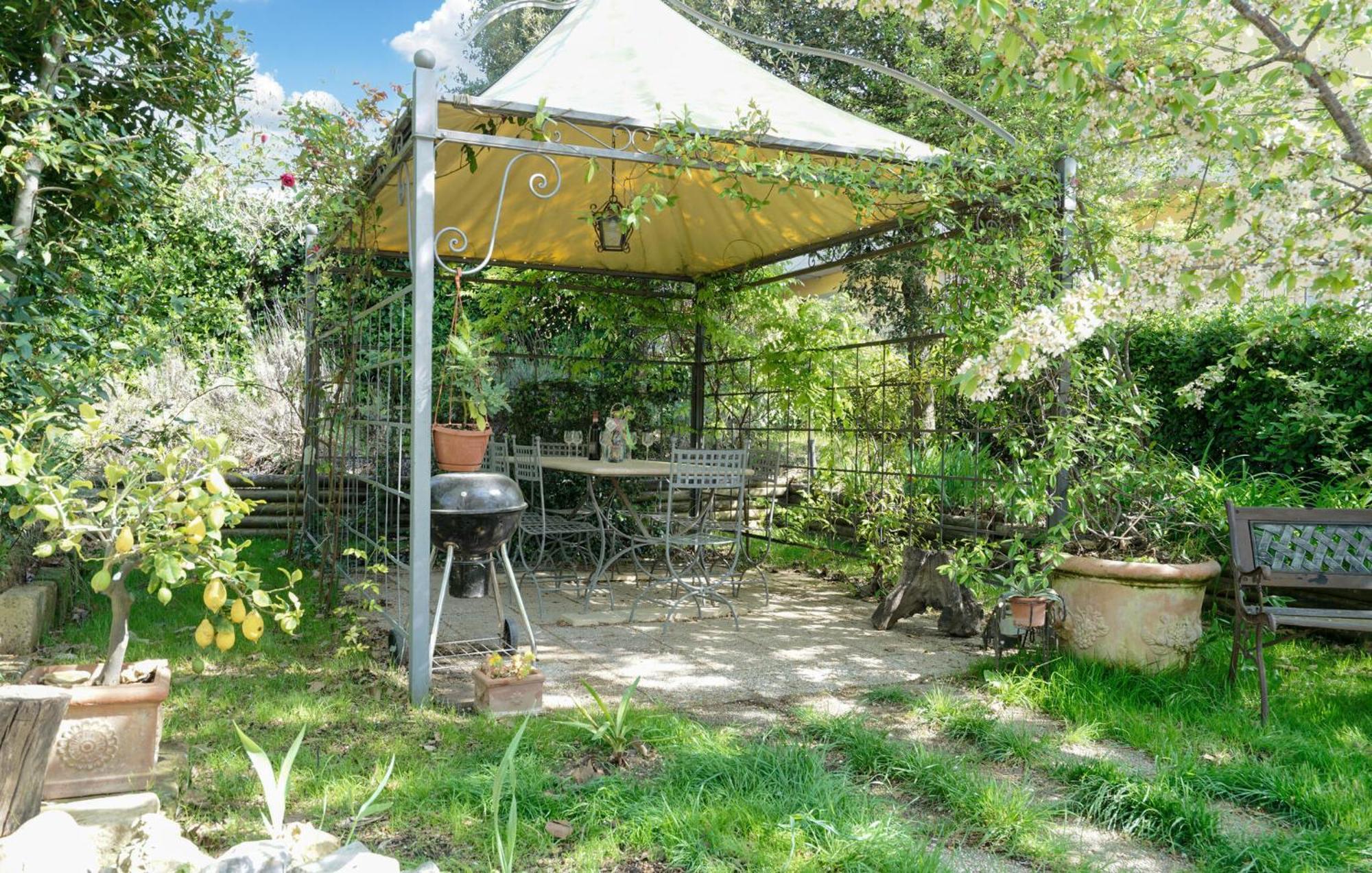 Stunning Home In Chianciano Terme With Wifi Bagian luar foto
